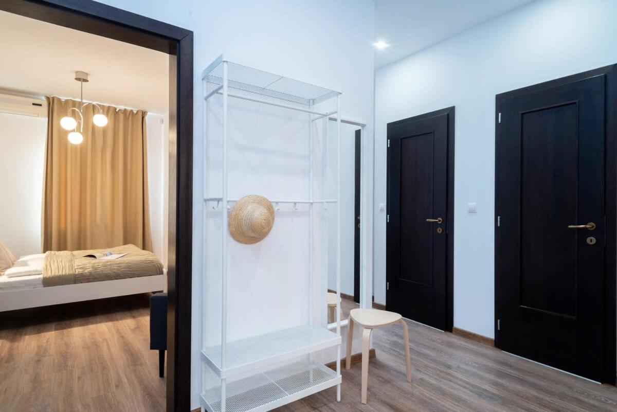 Apartment Stylish Under The Buda Castle