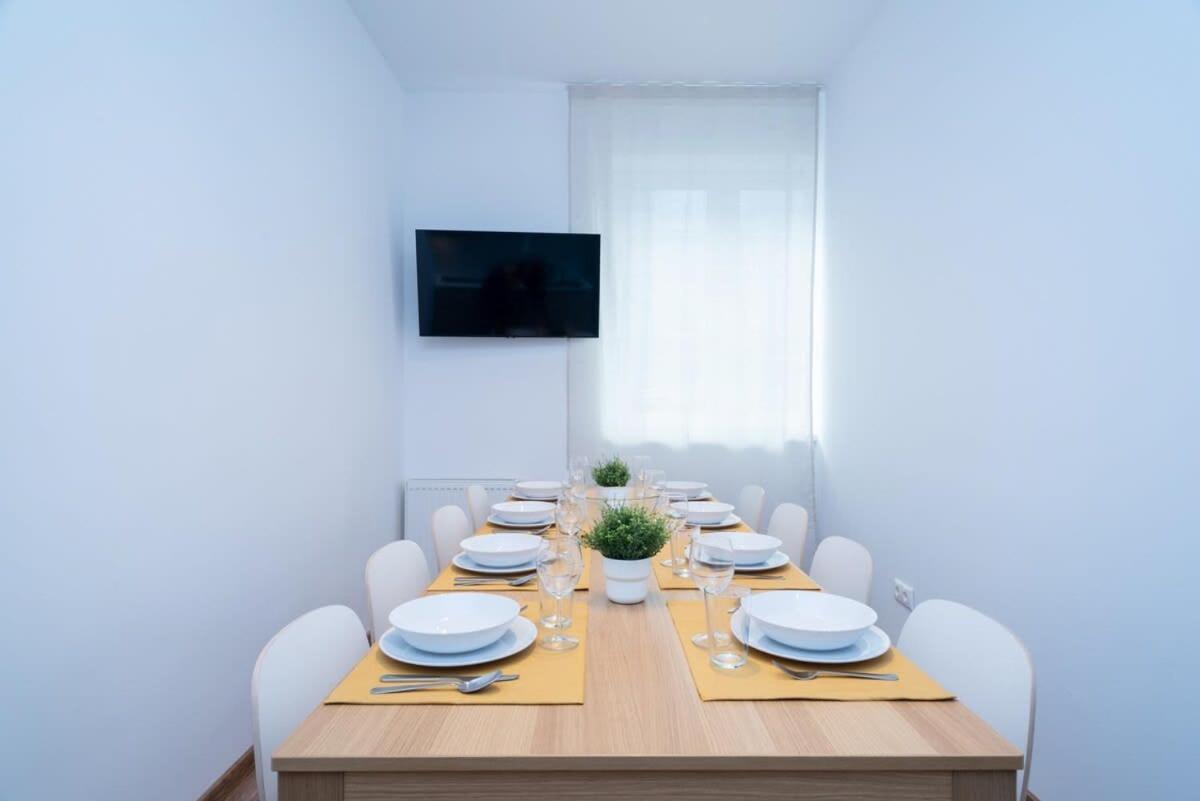 Apartment Stylish Under The Buda Castle *