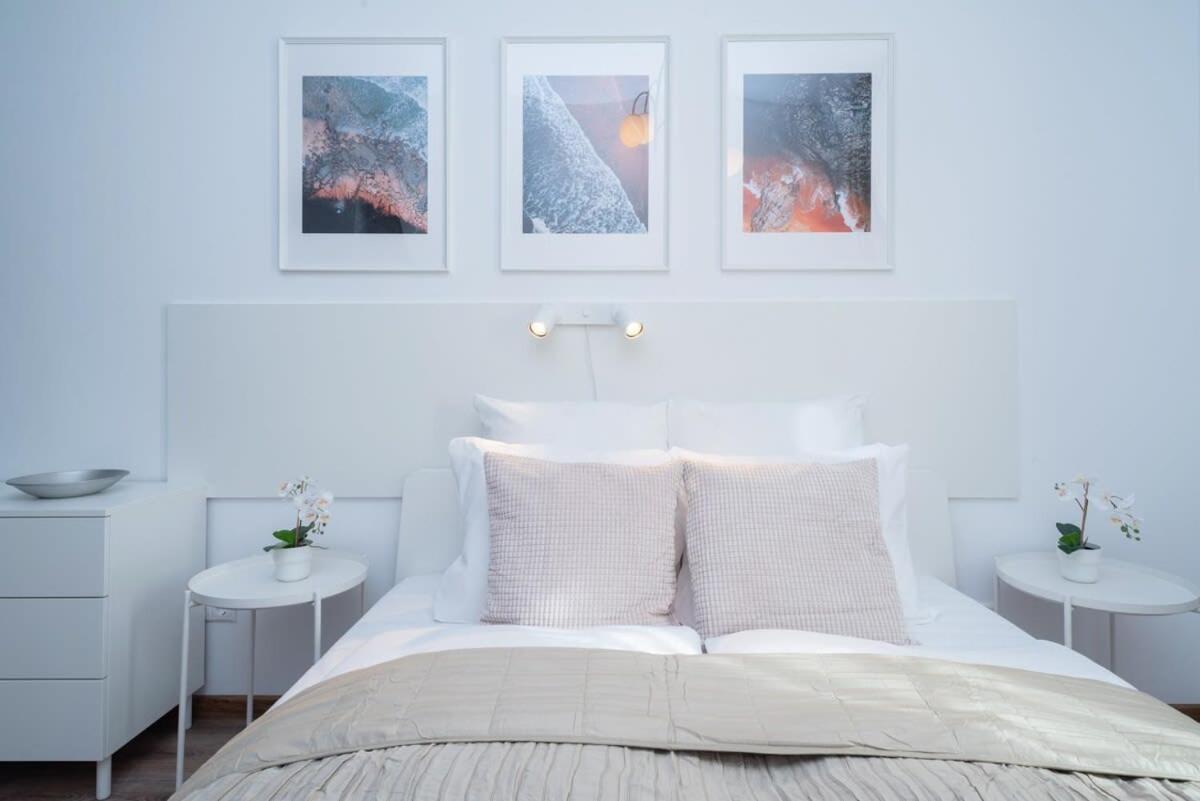 Stylish Under The Buda Castle Apartment